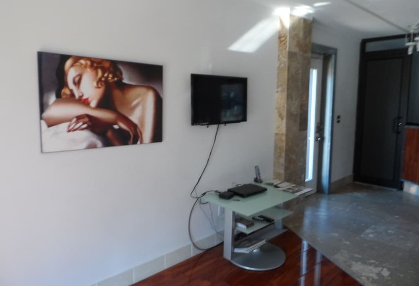 فندق Economy Suites