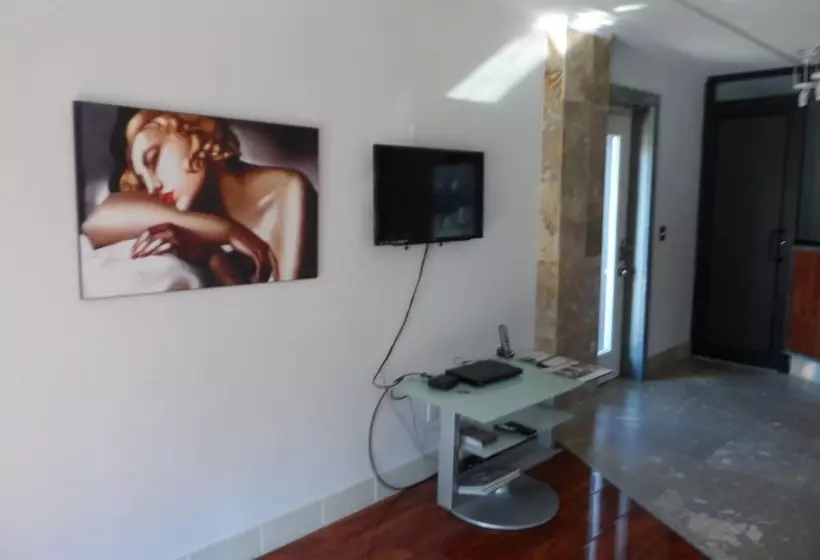 Hotelli Economy Suites