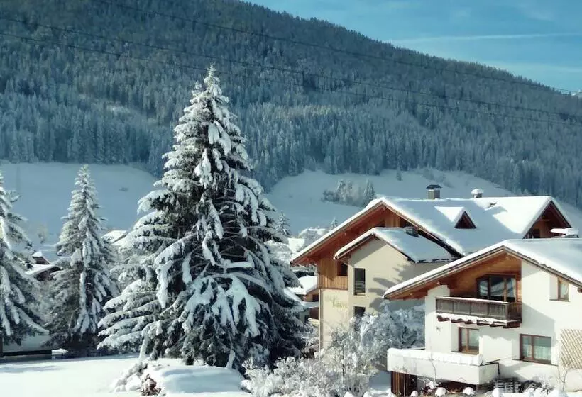 Hotelli Garni Appartements Helvetia