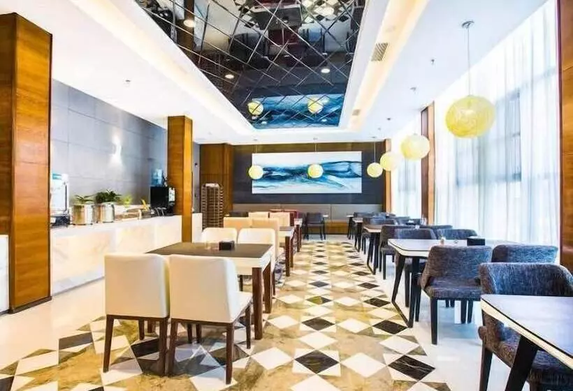Hotelli Jinjiang Inn Style Xinyang Railway Station Tianrun Plaza