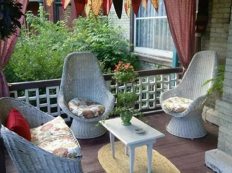 ホテル Manderley Bed And Breakfast