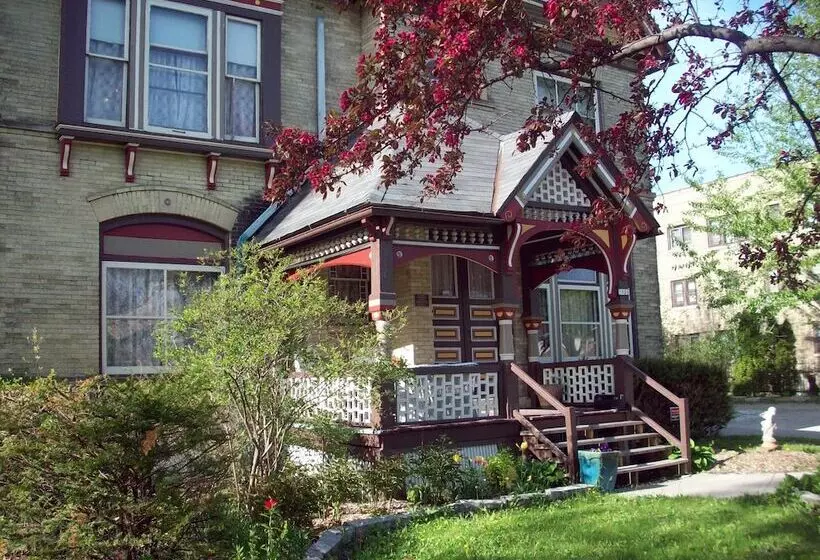 ホテル Manderley Bed And Breakfast