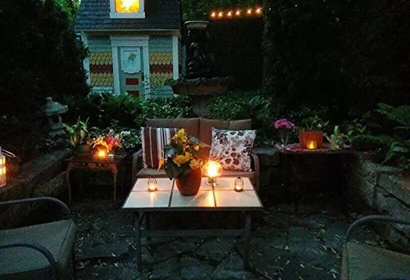 ホテル Manderley Bed And Breakfast
