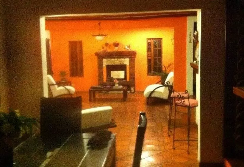 ホテル Montemadero Casa