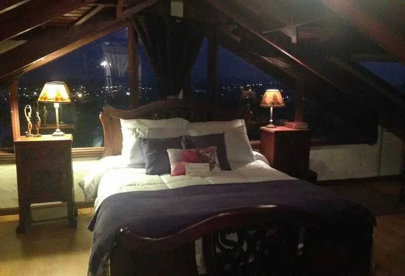 ホテル Montemadero Casa