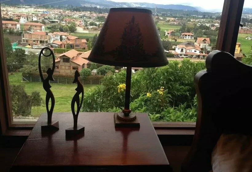 ホテル Montemadero Casa