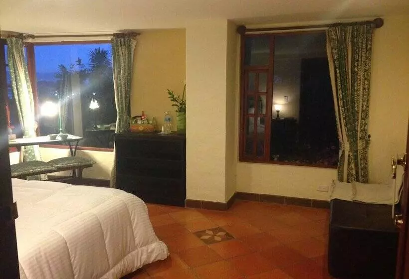 ホテル Montemadero Casa