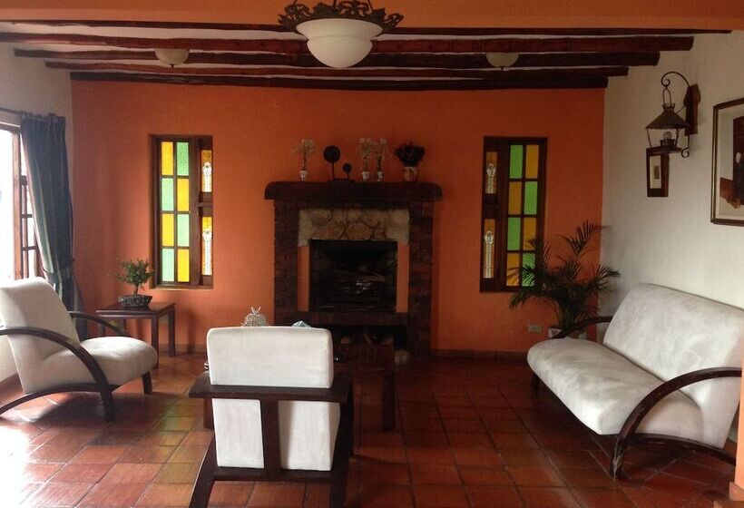 ホテル Montemadero Casa