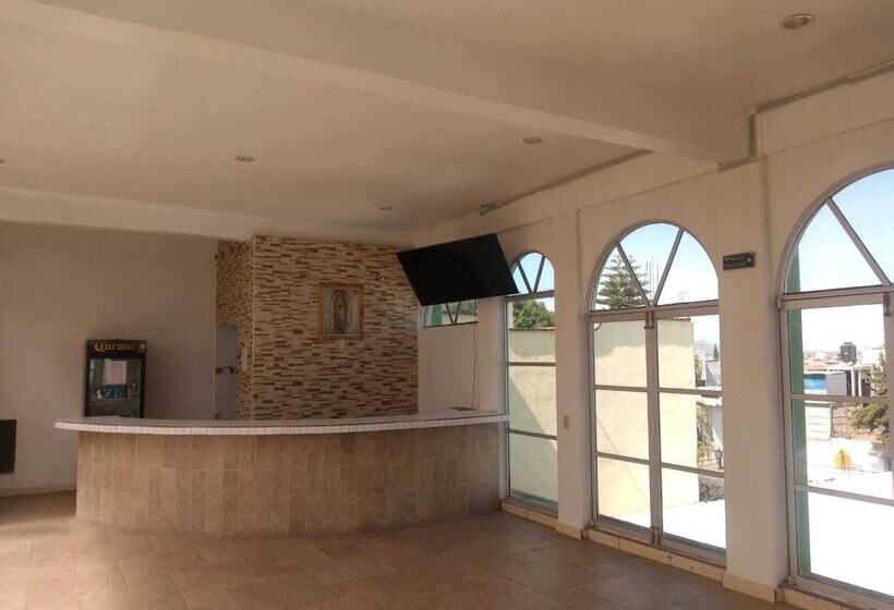 Отель Real Del Angel