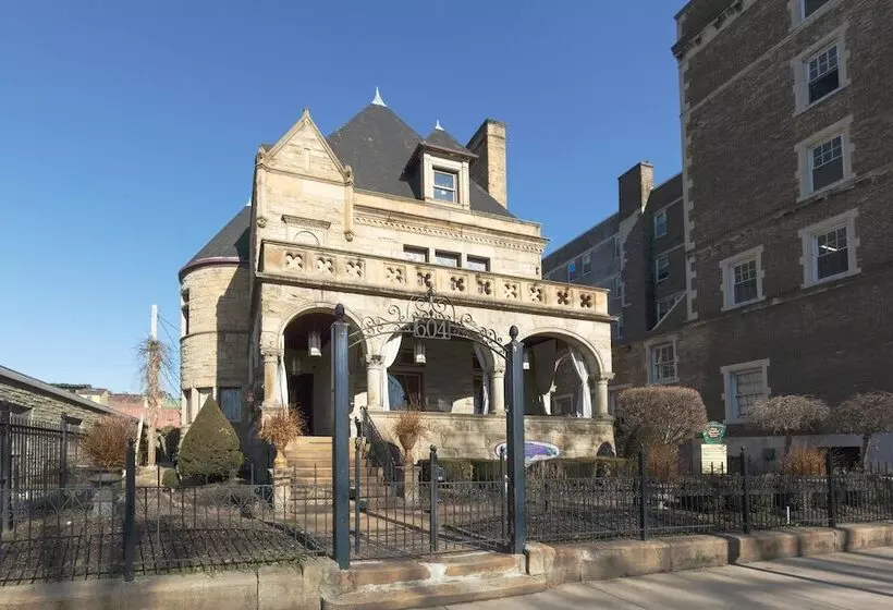 ホテル Boggs Mansion