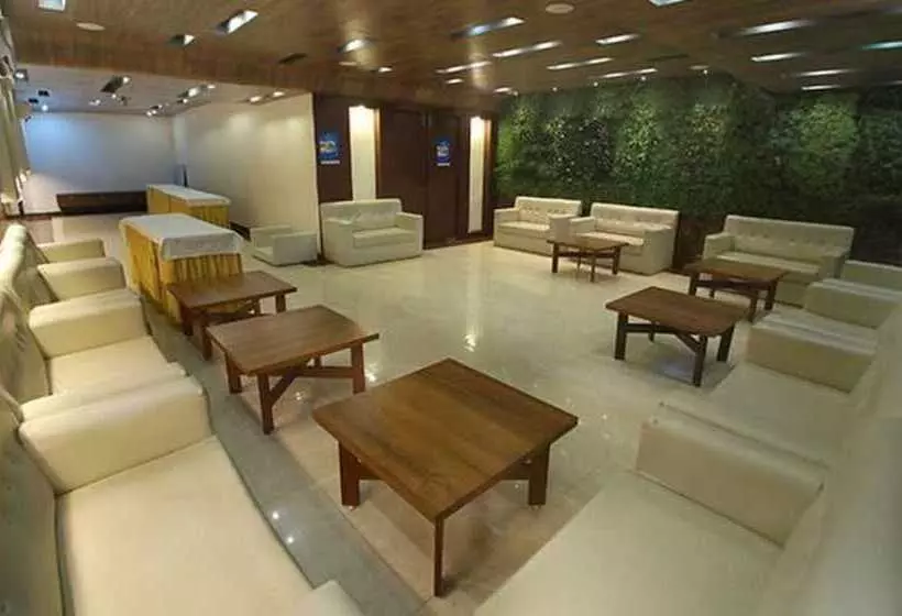 Fabhotel Prime Surya