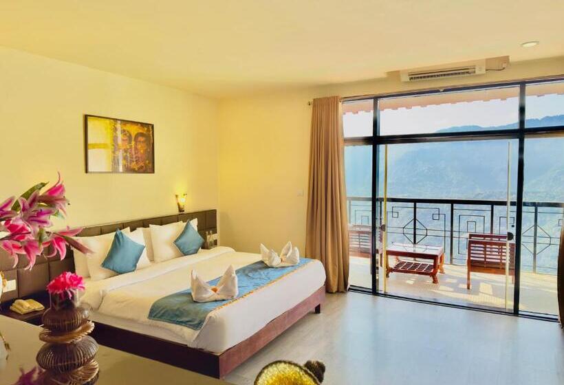 ホテル Tara Palace Resort And Spa