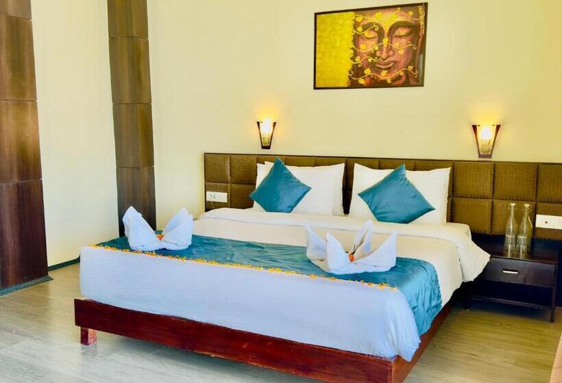 ホテル Tara Palace Resort And Spa