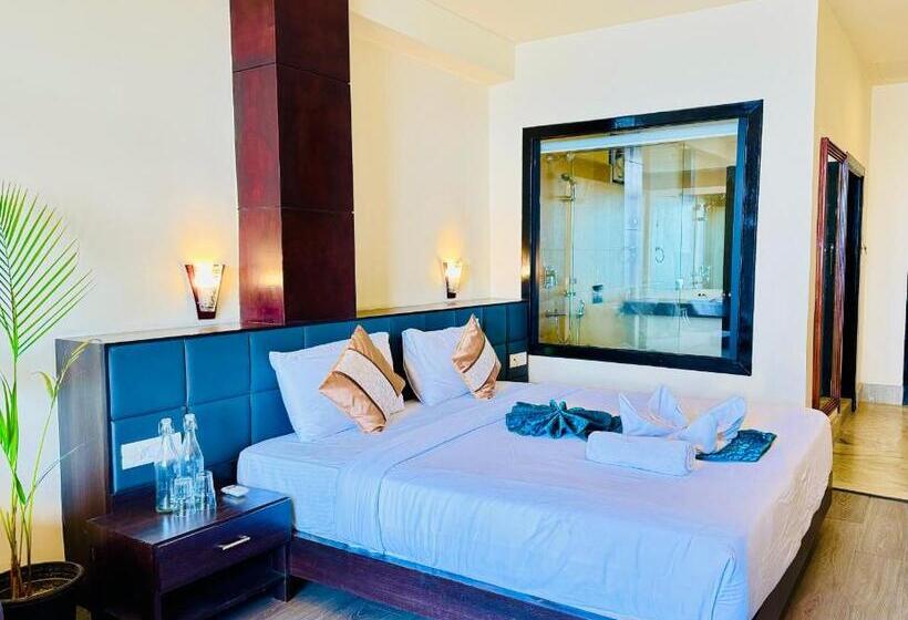 ホテル Tara Palace Resort And Spa