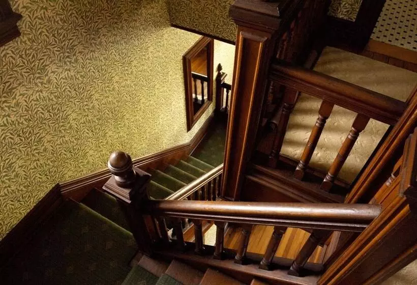 Hotelli Fordham House