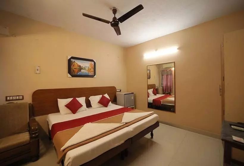 Hotelli Nataraja Residency
