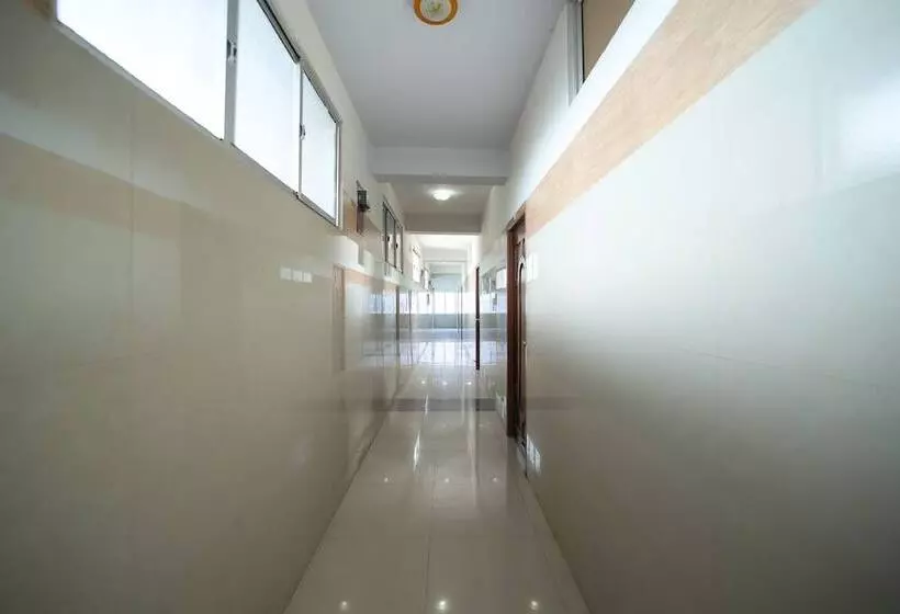 Hotelli Nataraja Residency