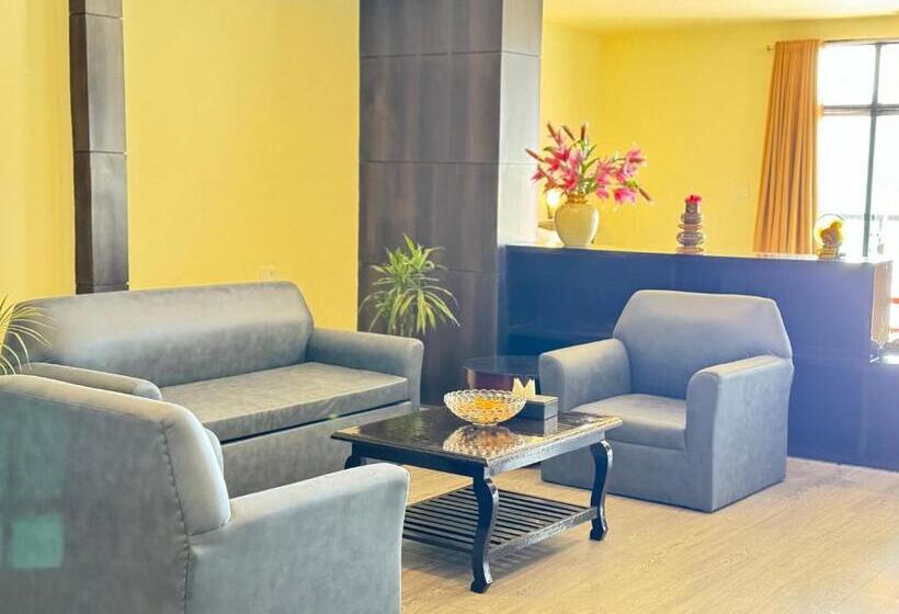 ホテル Tara Palace Resort And Spa