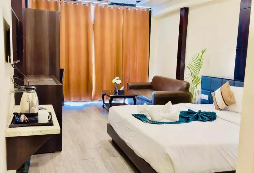 ホテル Tara Palace Resort And Spa