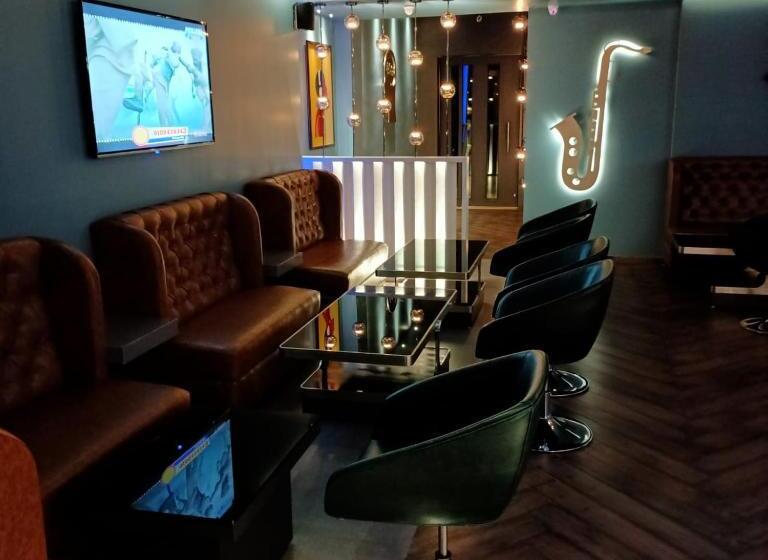 فندق The Central Park