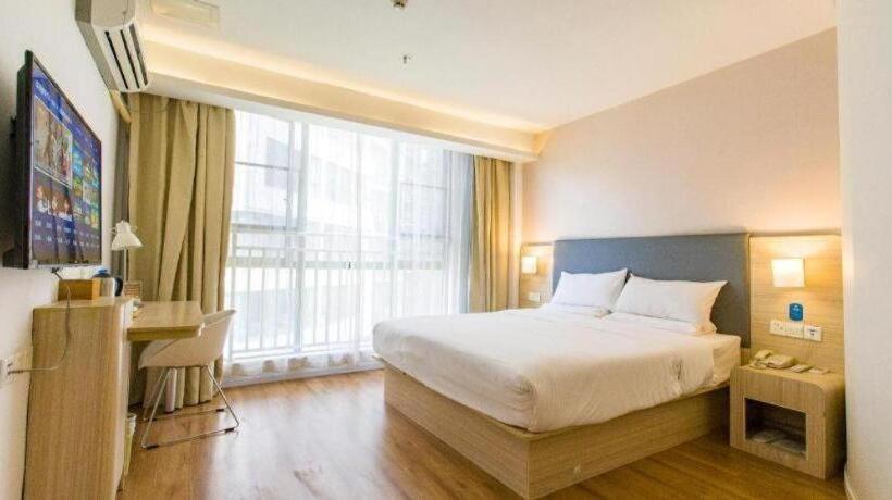 Hanting Hotel Huaihua Medical School