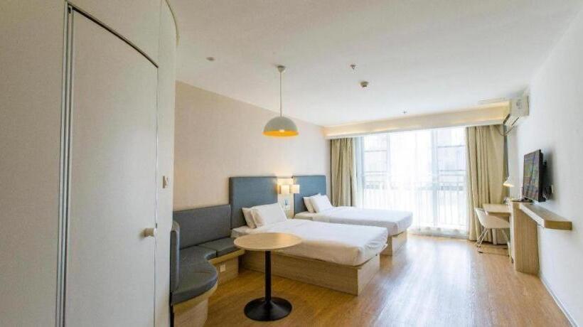 Hanting Hotel Huaihua Medical School