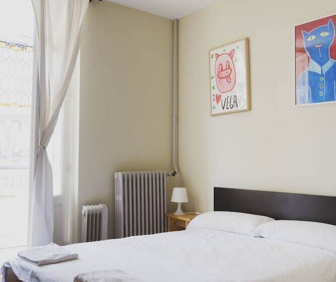 فندق Urban House Hostel