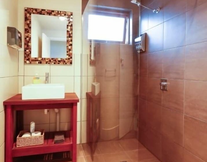 酒店 Waikiki Beach Bed & Breakfast