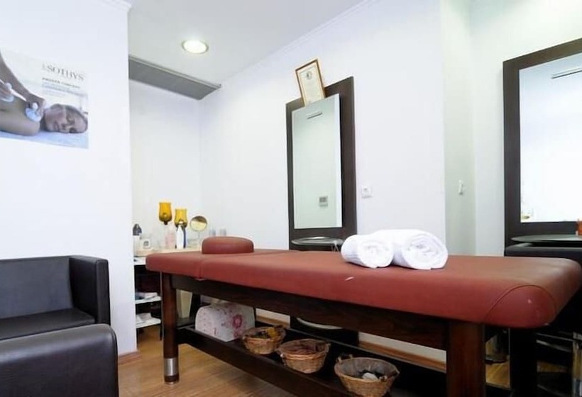 هتل Arcadia Suites & Spa