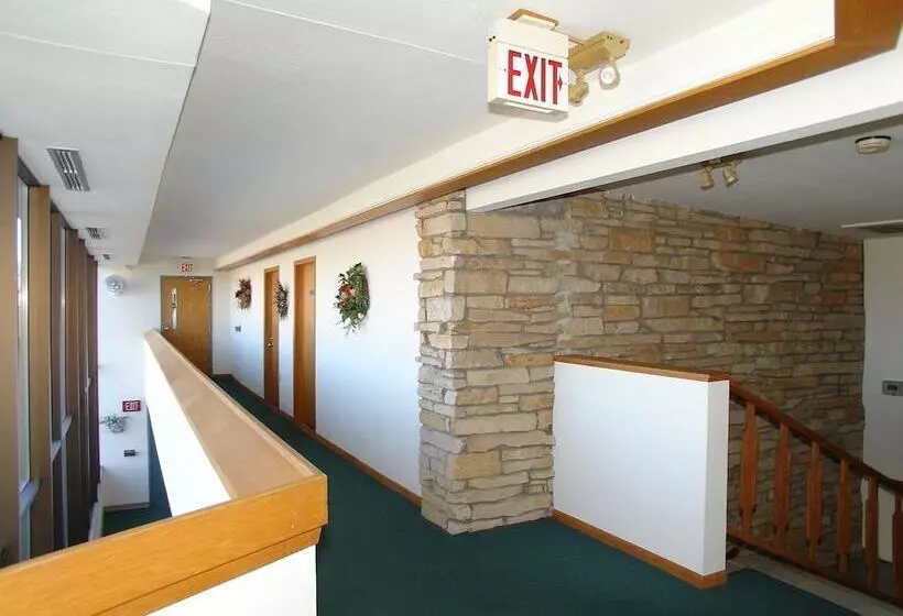 Hotelli Forty Winks Inn Llc