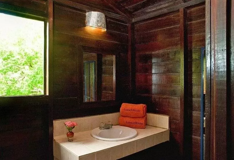 هتل Sugar Reef Bequia   Adults Only