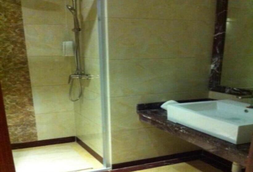 Otel Nanning Qian Xi International