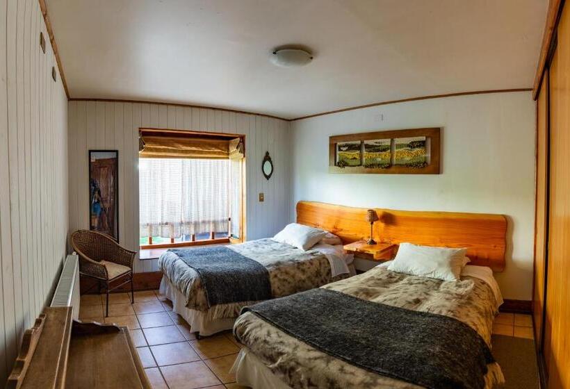 مسافرخانه B&b Hmüller