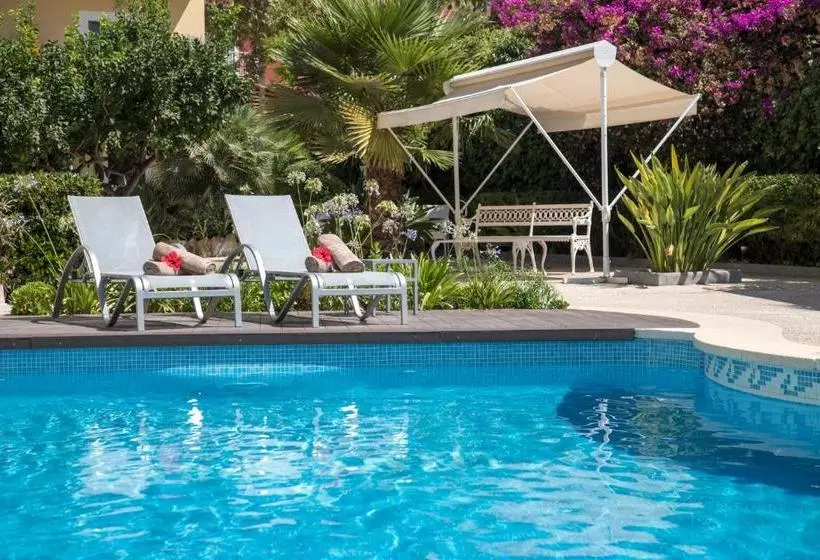 Hostal El Celo Garden