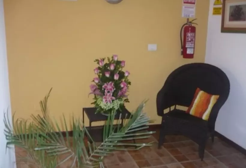 פונדק El Centurión