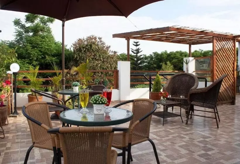 פונדק El Centurión