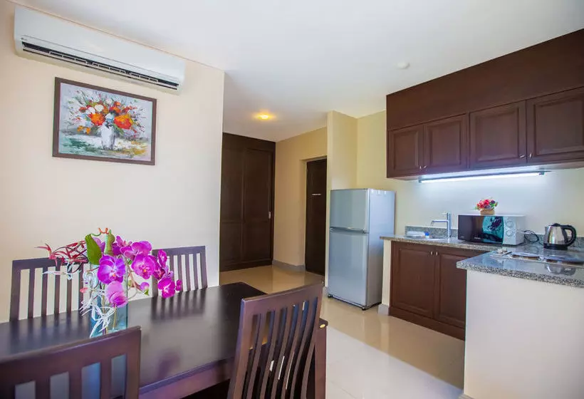 هتل Avanta Condominium