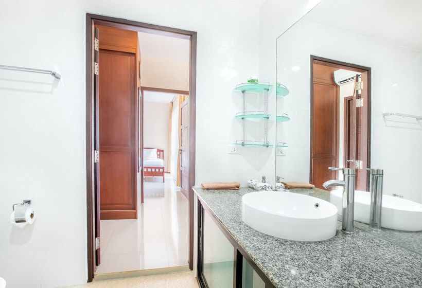 בית מלון כפרי Avanta Condominium