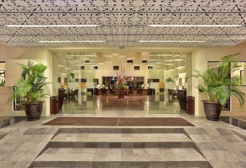 酒店 Bali Nusa Dua