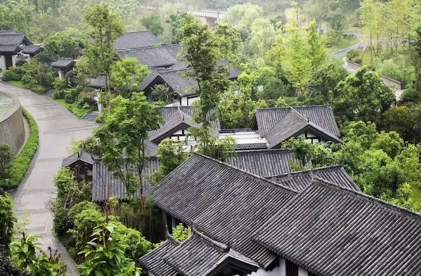 Отель Banyan Tree Chongqing Beibei