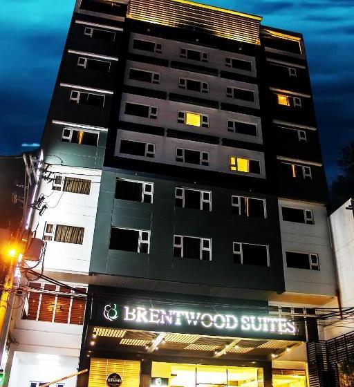 בית מלון כפרי Brentwood Suites