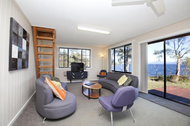 Bruny Island Escapes And Hotel Bruny