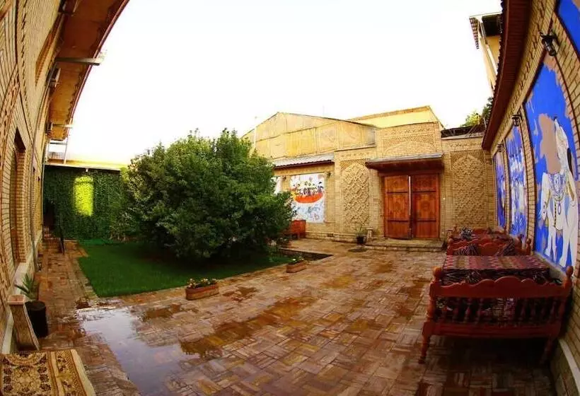 فندق Caravan Serail