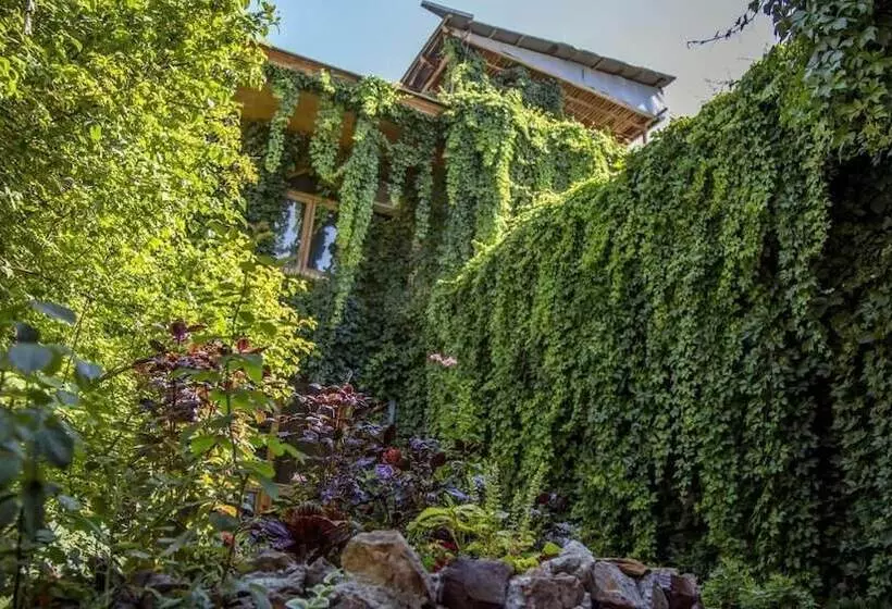 فندق Caravan Serail