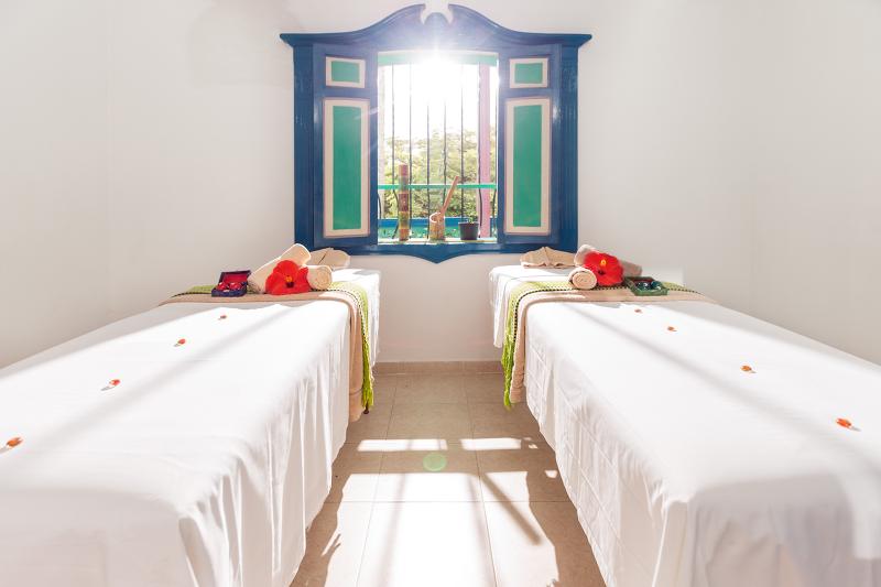 Hotel Decameron Las Heliconias   All Inclusive