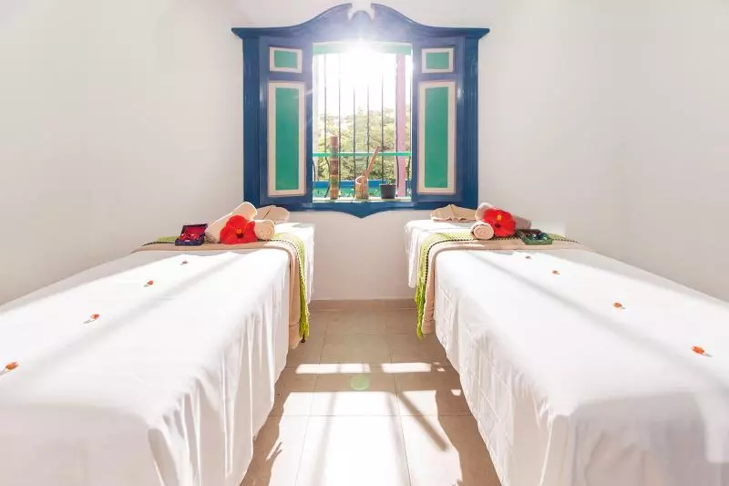 Hotel Decameron Las Heliconias   All Inclusive