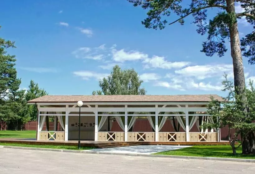 ホテル Green Park Kaluga