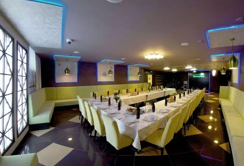 ホテル Green Park Kaluga