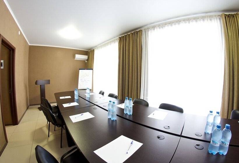 فندق Green Park Kaluga