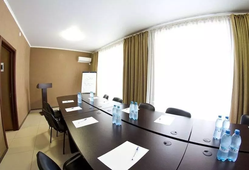 ホテル Green Park Kaluga